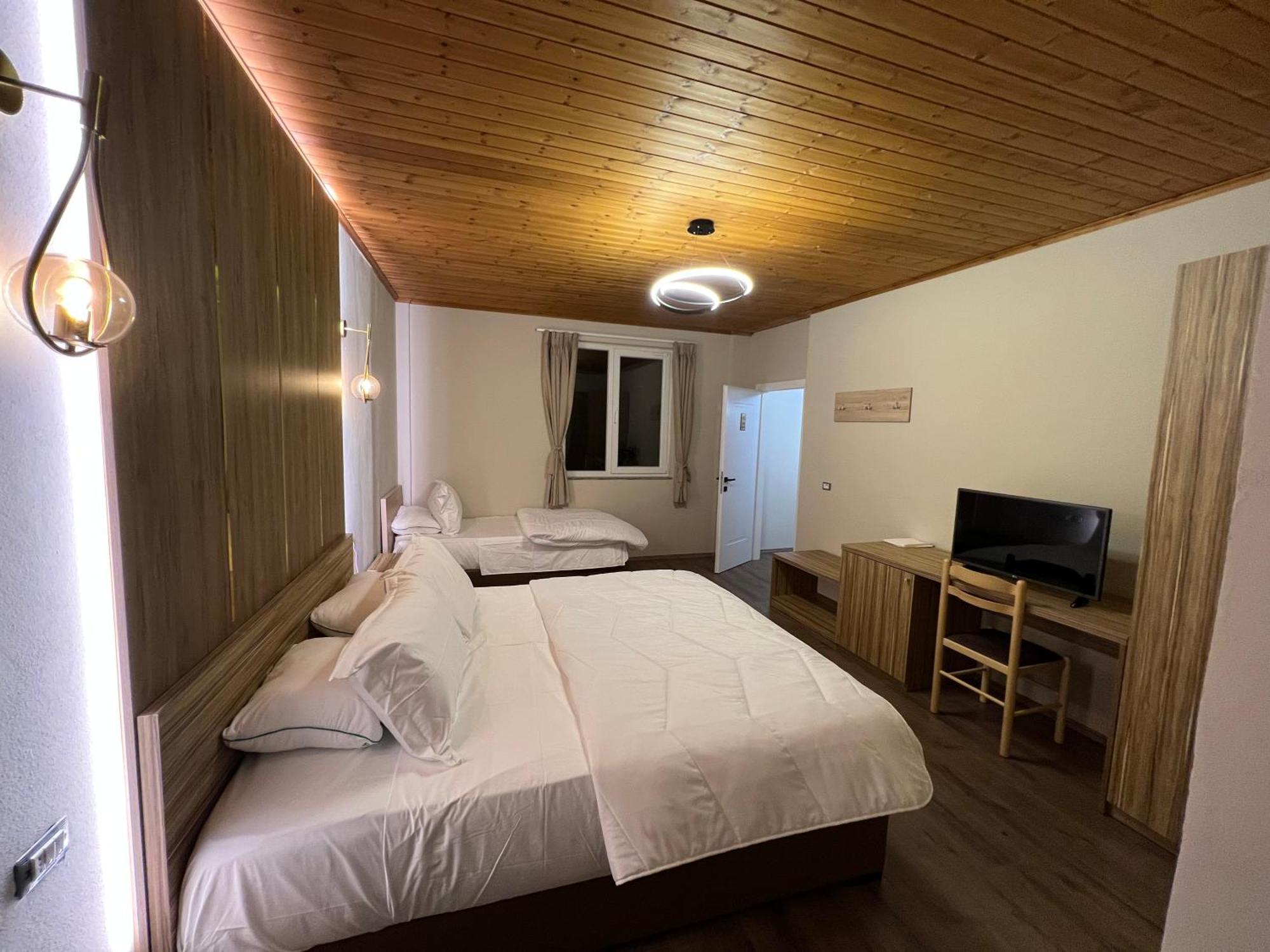 Bujtina Shehu Otel Kukes Dış mekan fotoğraf