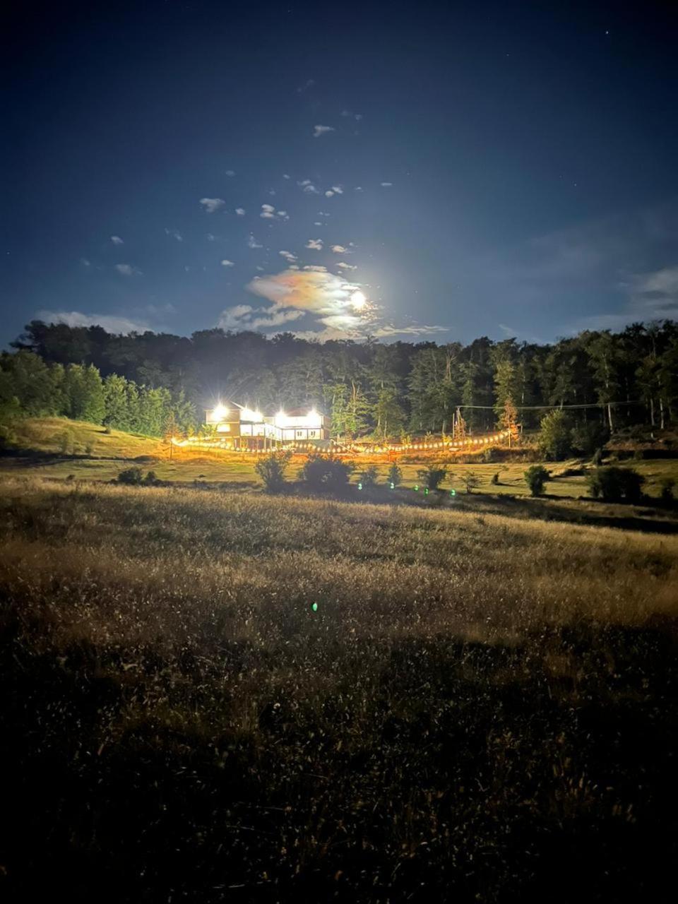 Bujtina Shehu Otel Kukes Dış mekan fotoğraf
