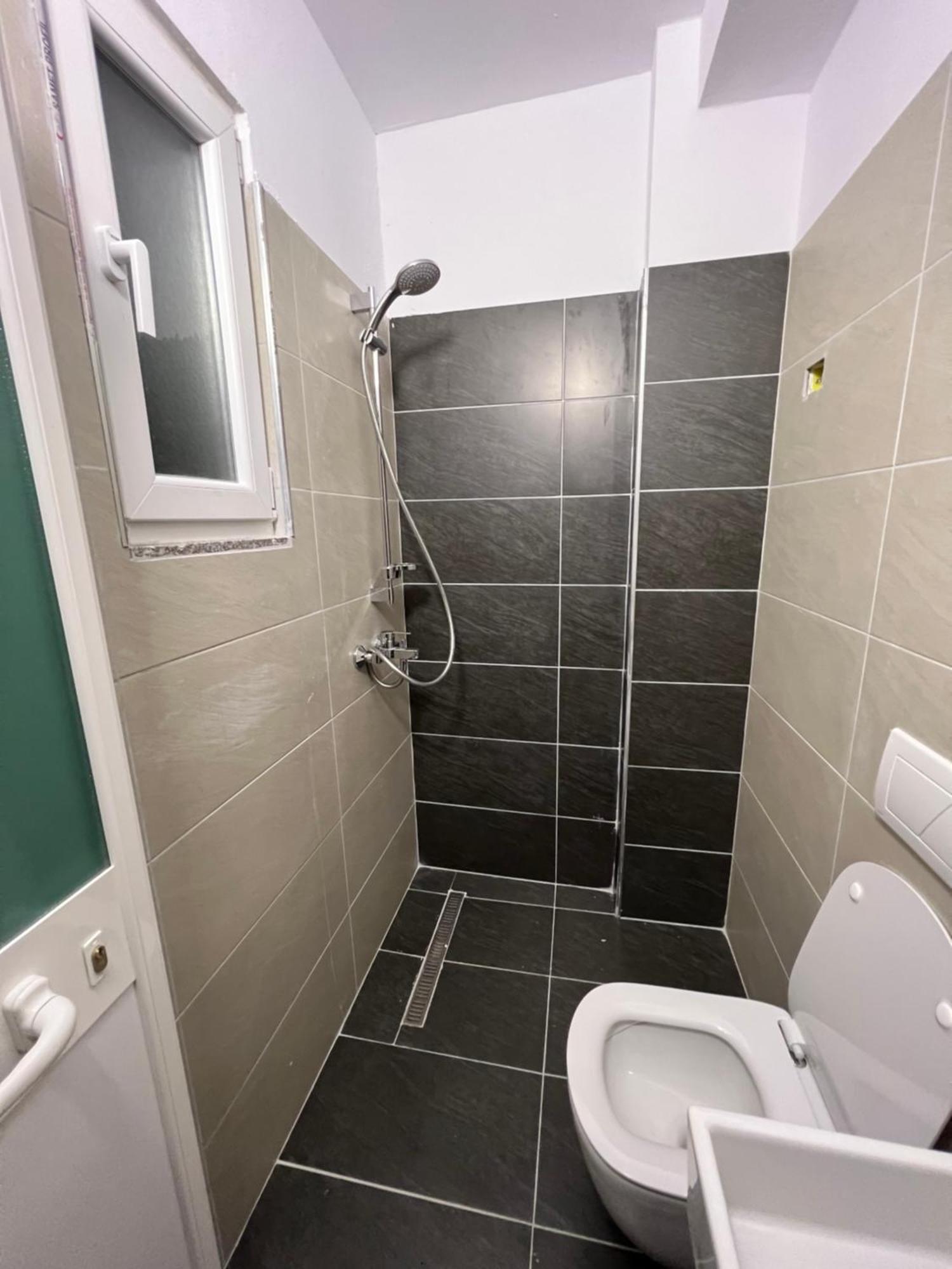 Bujtina Shehu Otel Kukes Dış mekan fotoğraf