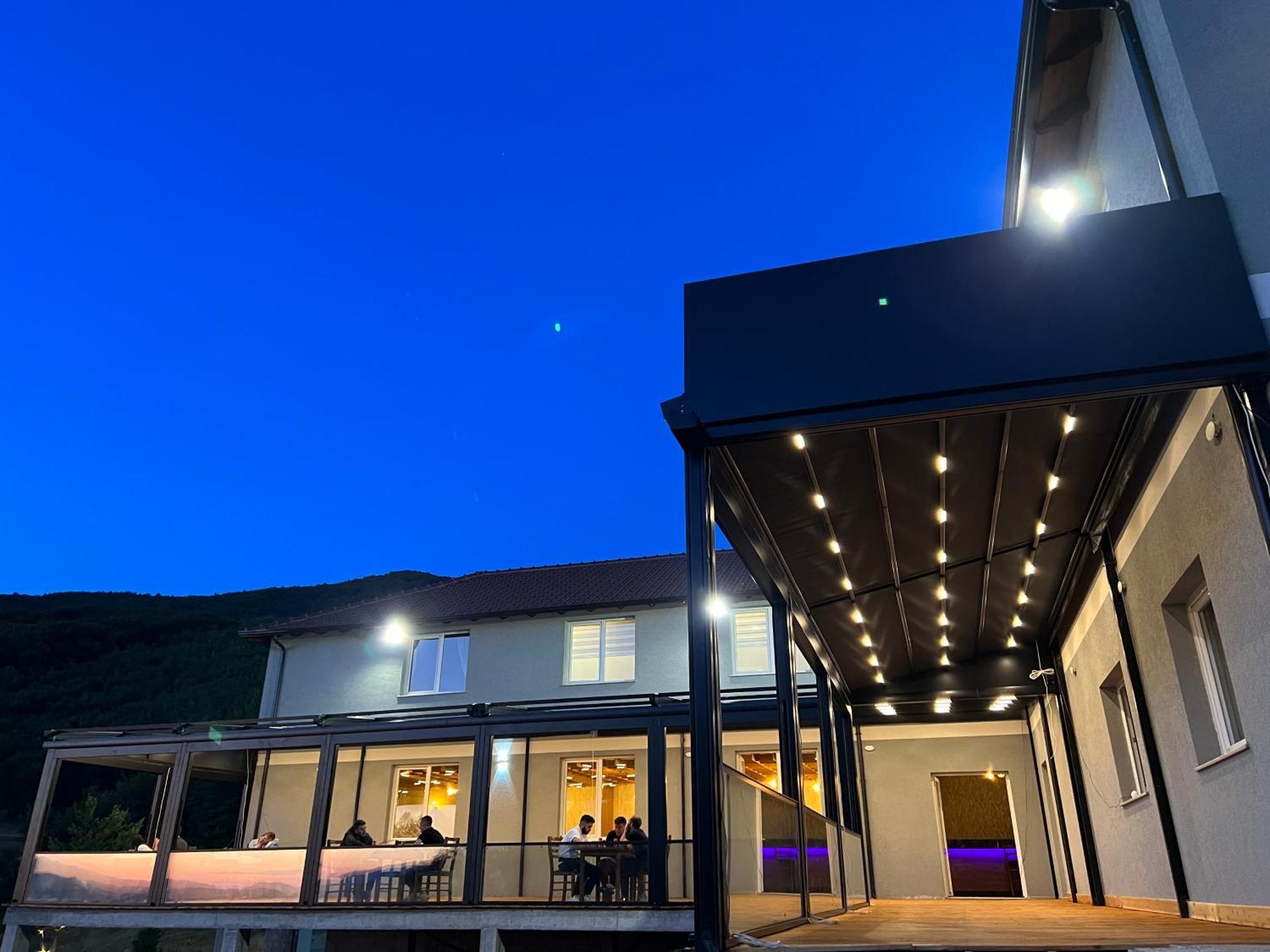 Bujtina Shehu Otel Kukes Dış mekan fotoğraf